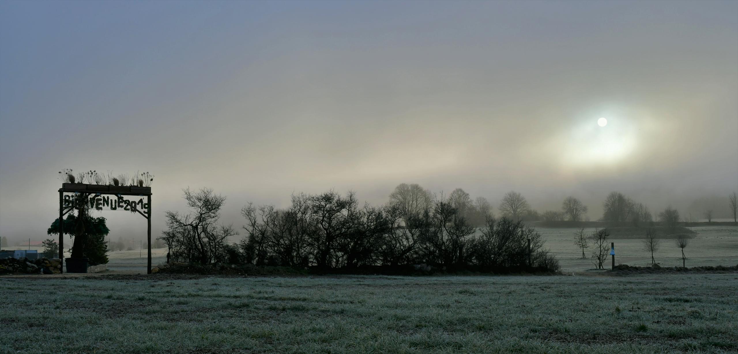 Arche bienvenue f/10.0 1/320 ISO 160