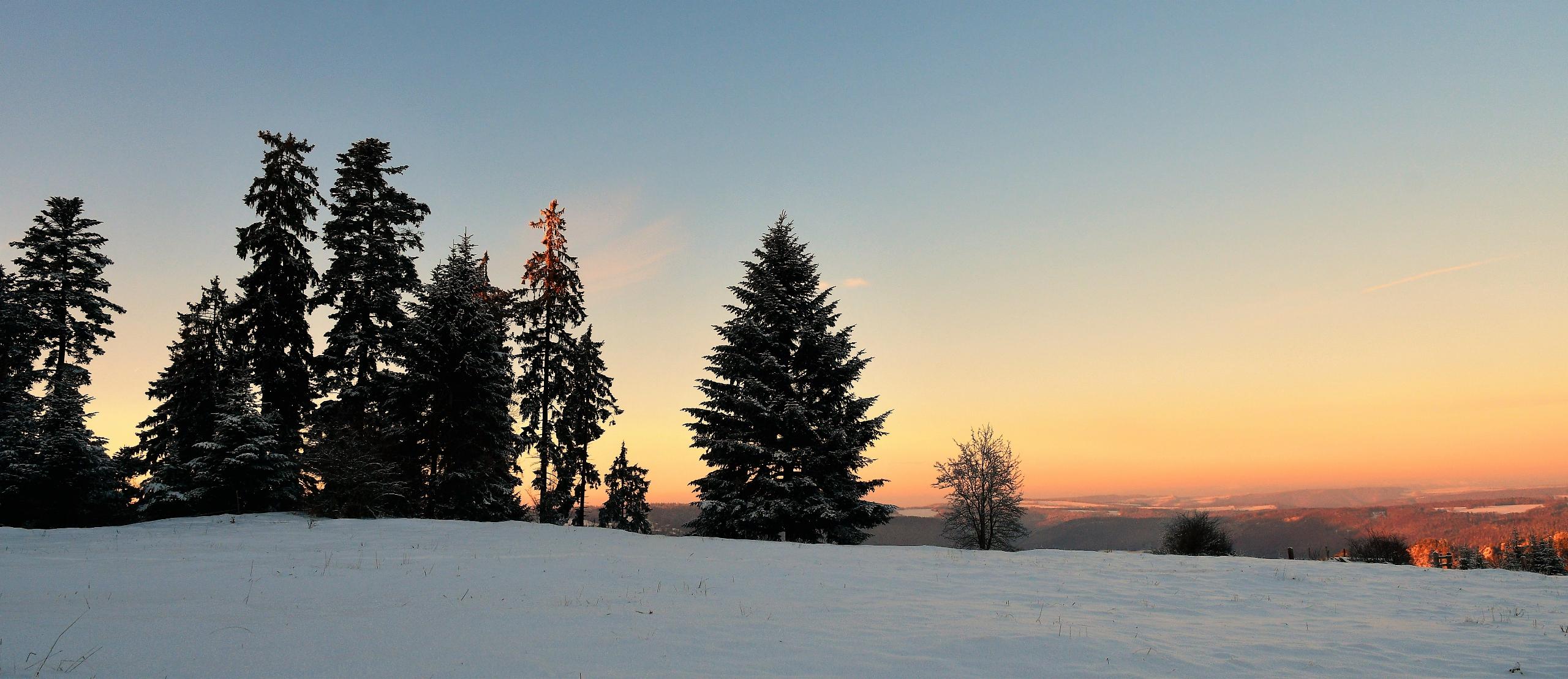 Arrête enneigée f/9.0 1/250 ISO 320