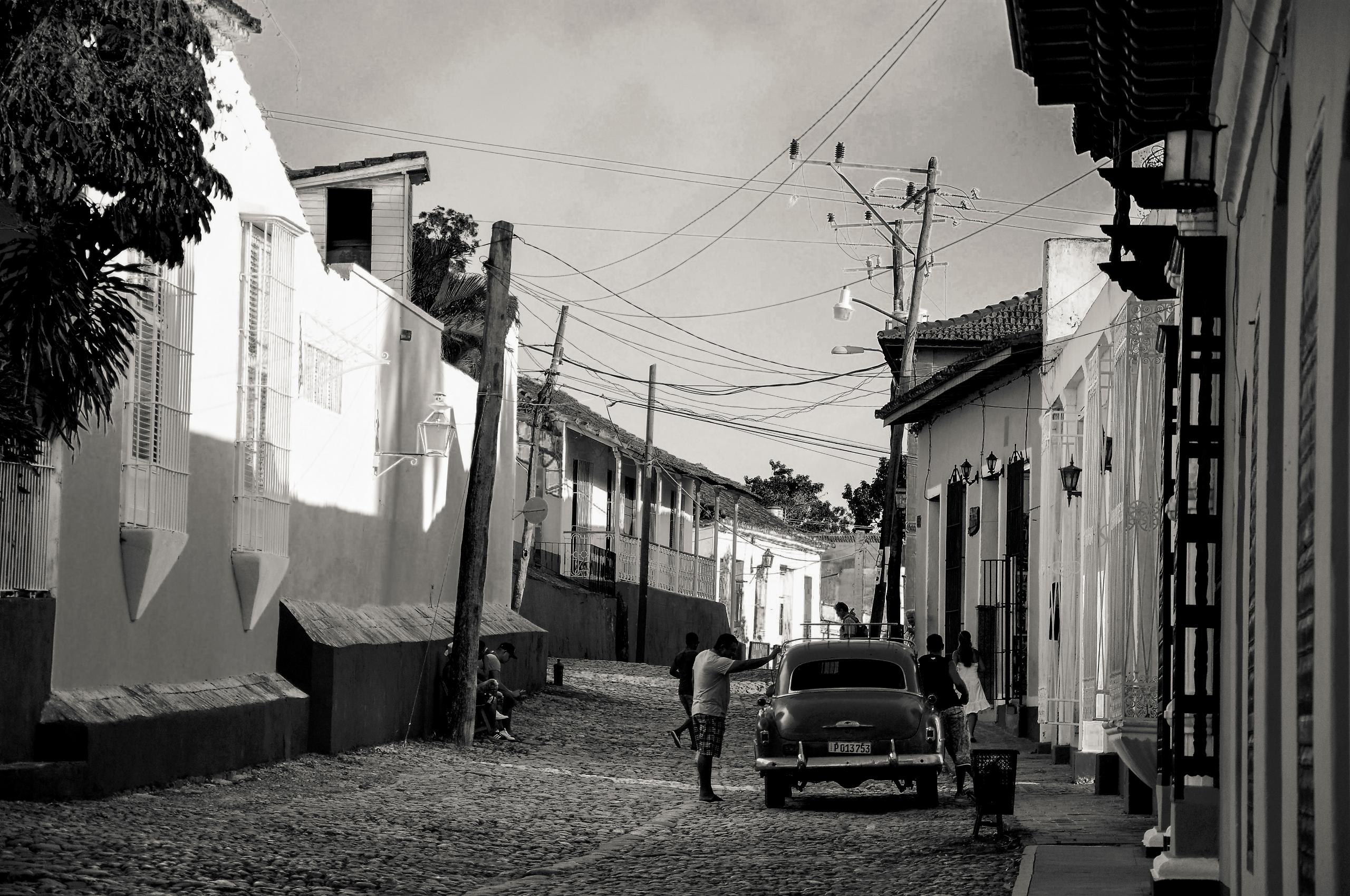 Rue déserte f/6.3 1/640 ISO 200